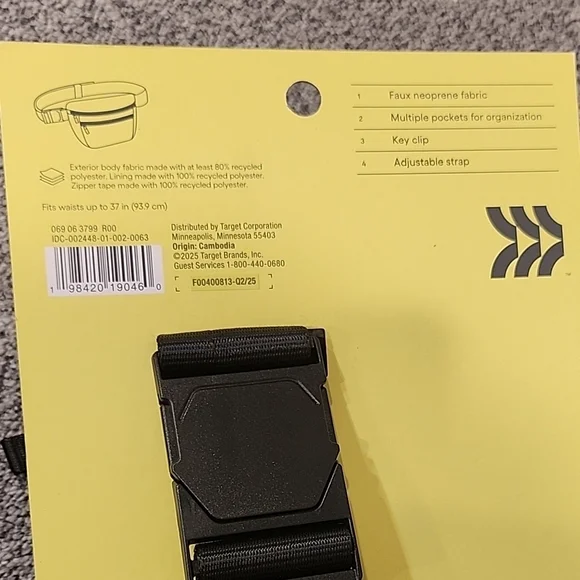 All in Motion Black Belt Bag - Picture 3 of 6